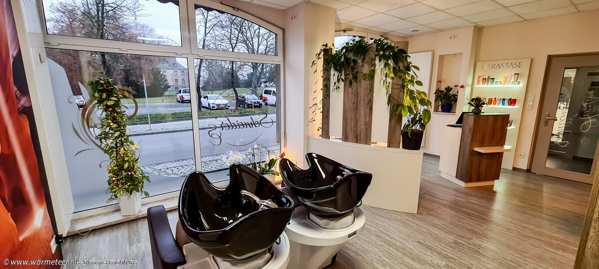 Friseur Schneider beim Umbau von Wärmetechnik-Zimmermann